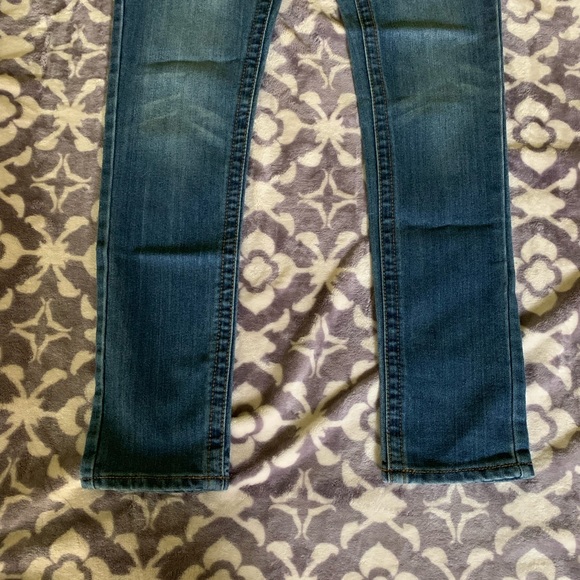 Jeans - Picture 2 of 6